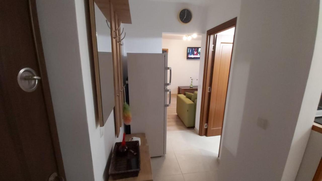Relax Apartament Apartamento Satu Mare Exterior foto
